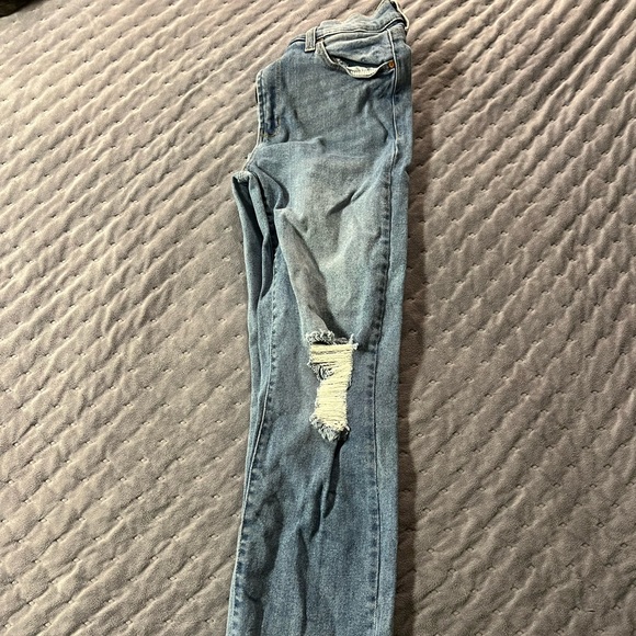 Jeans - Picture 2 of 3